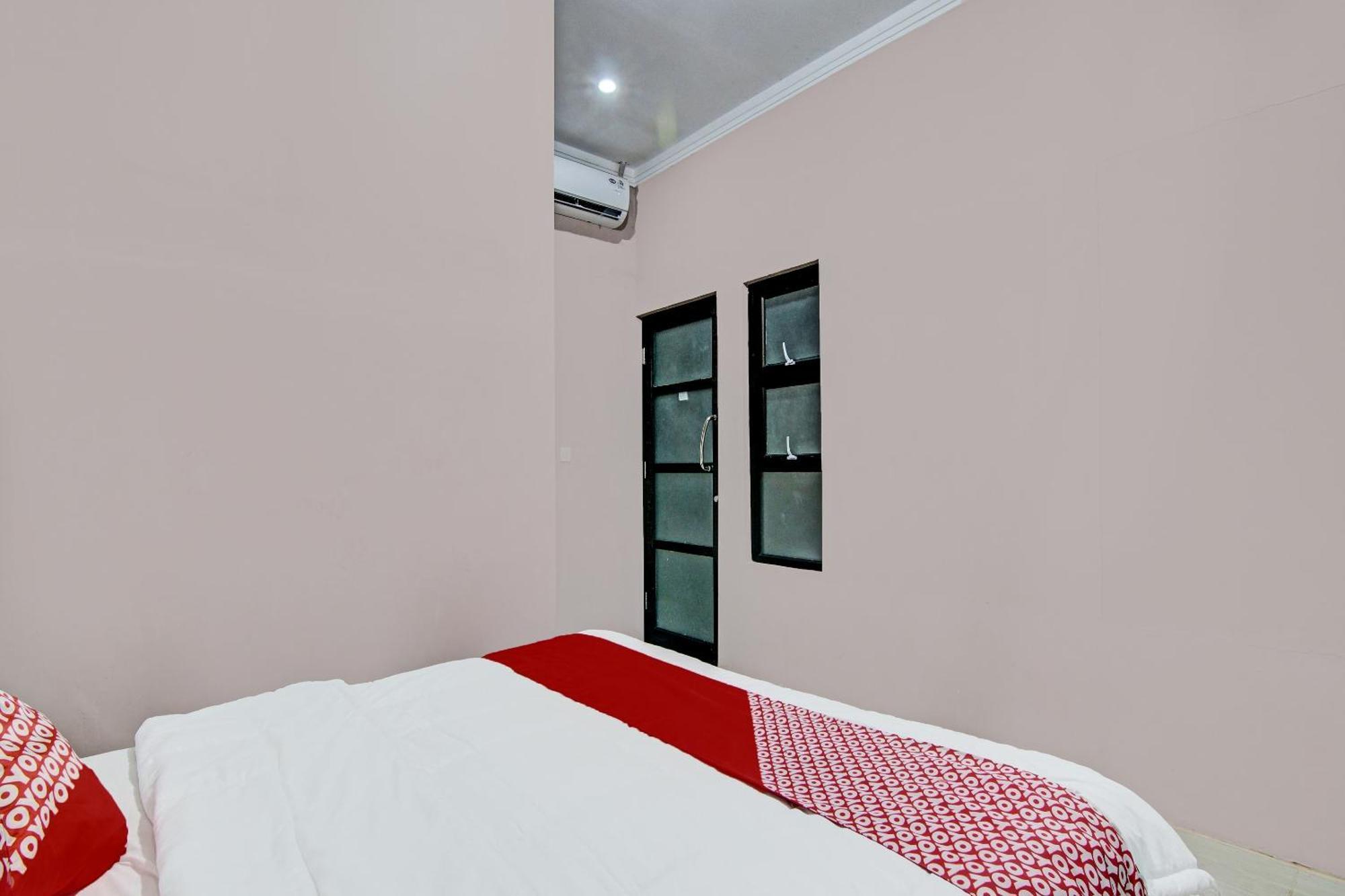 Oyo 92330 Hotel Rindu Sempadan Near Taman Wisata Rindu Sempadan Pakanbaru Exteriör bild