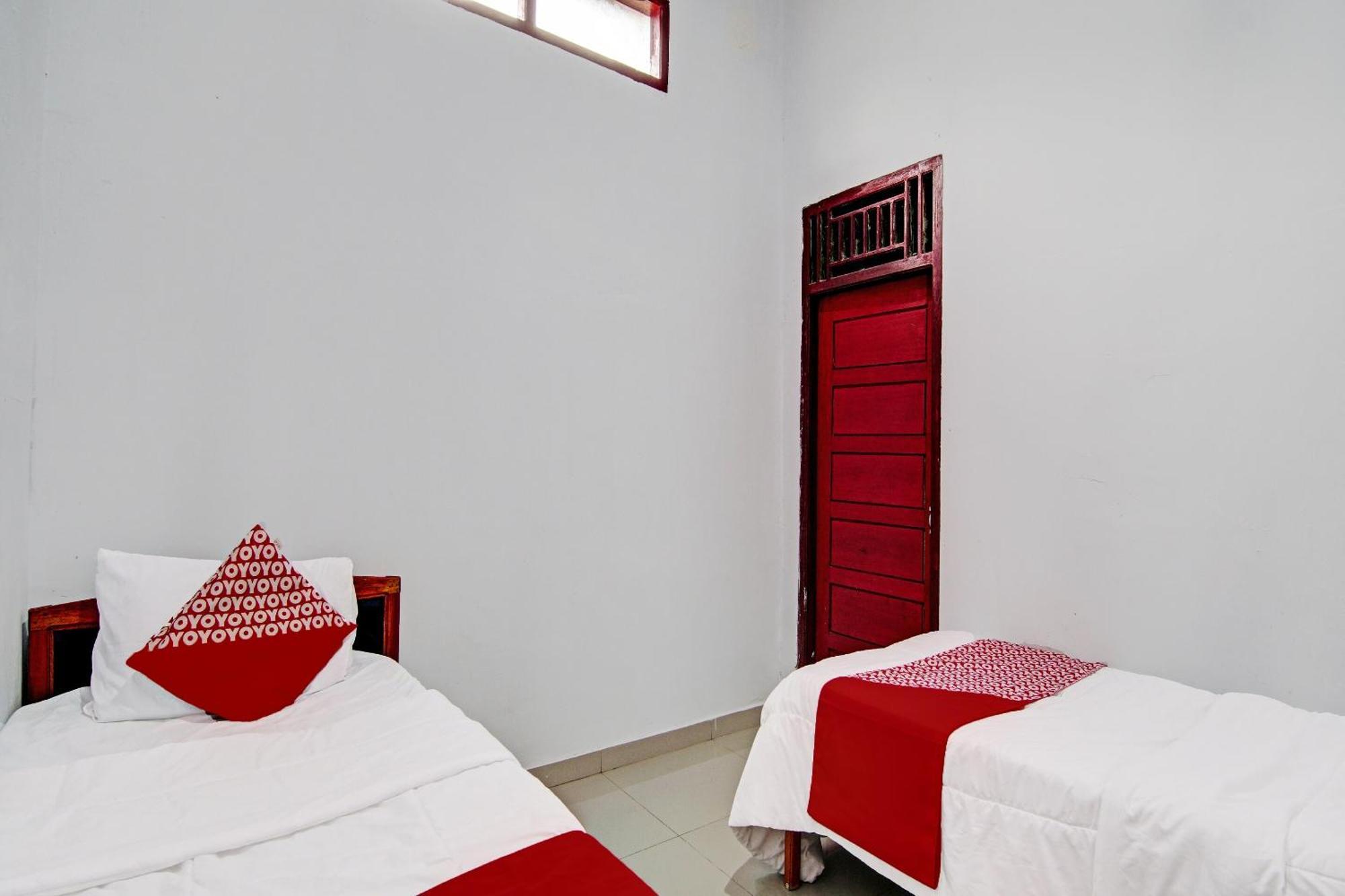 Oyo 92330 Hotel Rindu Sempadan Near Taman Wisata Rindu Sempadan Pakanbaru Exteriör bild
