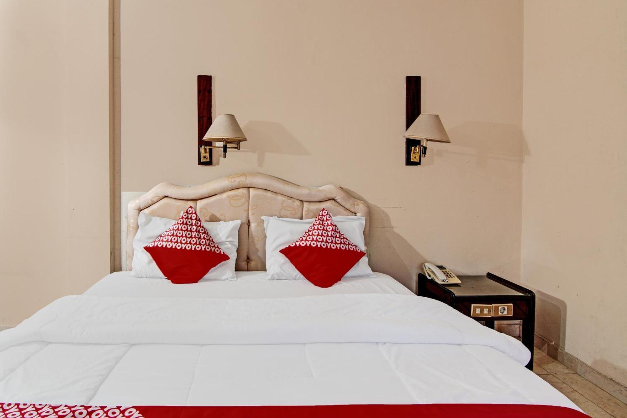 Oyo 92330 Hotel Rindu Sempadan Near Taman Wisata Rindu Sempadan Pakanbaru Exteriör bild